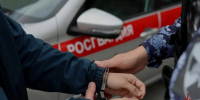 В Крыму росгвардейцы задержали мужчину, подозреваемого в нанесении ножевых ранений малолетней девочке - Росгвардия
