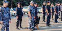 В Кировском округе состоялся открытый строевой смотр нарядов, заступающих на охрану общественного порядка. - Кировский муниципальный округ