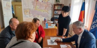 От помощи семье участника СВО до расселения аварийных домов: волгоградцы пришли на прием с самыми разными вопросами - Городская Дума