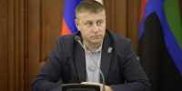 _E_F2410.JPG - Губернатор и правительство