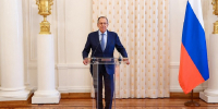 Лавров перед встречей с Рубио подшутил над журналистами на английском - ИА Общественная служба новостей