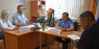 Министр по развитию муниципальных образований области пояснил кантемировцам, как благоустроить общественные территории. - Администрация Кантемировского района