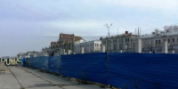 Строительные заборы в центре Нижнего Новгорода заставят красить под дерево - Newsroom24.Ru