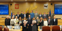 Почетным знаком Юрия Ножикова «Признание» наградили Галину Медведеву и Льва Дамешека - Законодательное Собрание