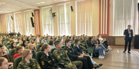 Студенты Тихоокеанского Медицинского встретились с жертвой захвата школы в Беслане - ТГМУ