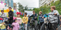 Анатолий Гарбузов: Предприятия Москвы финансируют добрые акции и безвозмездно поставляют продукцию по всей стране - Комсомольская Правда