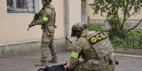 Более 311 килограммов кокаина изъяли у международного наркокурьера под Москвой - 47 новостей
