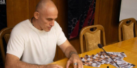 Легендарный боец UFC Алексей Олейник встретился со студентами Донецка - Донецк Медиа