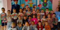 В рамках Всероссийской недели БДД в МБДОУ‑д/с № 27 «Чебурашка» был организован досуг для детей старшего дошкольного возраста «Безопасные улицы:. - Администрация г. Клинцы