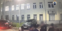 Москвичка устроила похищение мужчины, чтобы тот не общался с ее супругом - 47 новостей