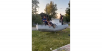 &quotФото на память&quot пошло не по плану: пьяные жители Качуга накренили макет корабля ГУ МВД России по региону - IrkutskMedia.Ru
