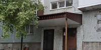 В Прокопьевске после проверки ГЖИ отремонтировали козырёк над входом в подъезд. - Госжилинспекция Кузбасса