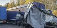Мертвого мужчину вытащили из кабины после массового ДТП с фурами под Свечой - Город Киров