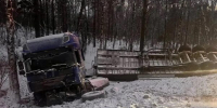 Три человека погибли, включая двухлетнего ребёнка: в Новосибирске судят водителя грузовика - Precedent.TV