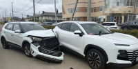Двухлетний ребёнок пострадал при столкновении двух автомобилей в Ставрополе - Телеканал СвоёТВ