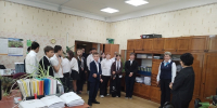 «Профориентация в действии: 8 «Б» познакомился с профессиями в Центре оказания услуг» - Иссинский район