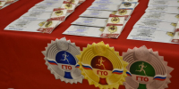 Знаки отличия «Готов к труду и обороне» вручили лицам с ограниченными возможностями здоровья - Эжвинский район