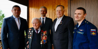 Ветеран Владимир Севрюков отметил 100-летний юбилей: поздравить героя приехал глава региона Евгений Первышов - Единая Россия