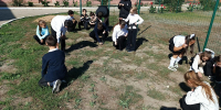 В рамках работы управления образования администрации района в МАОУ-СОШ с. Золотая Степь проведен экологический мастер-класс для начальной школы - Советский район