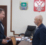 Глава Кургана Антон Науменко вручил нагрудный знак и удостоверение «Почетного гражданина города Кургана» Михаилу Такунцеву - Администрация г. Курган