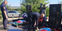 В Ростовской области росгвардейцы почтили память сотрудников, погибших при исполнении служебного долга - Росгвардия