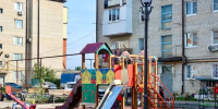 В Черкесске завершено благоустройство дворов на улицах Калантаевского и Октябрьской - Газета День республики
