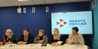 Специалисты Костромской ФНС разъяснили работодателям особенности работы с иностранными работниками - УФНС