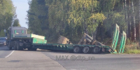Экскаватор рухнул в кювет при повороте на Южном шоссе в Сарове - ProGorodNN.Ru