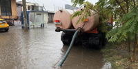 Коммунальные службы Астрахани вышли на откачку воды - Администрация города