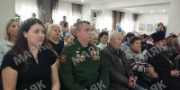 В Новозыбкове открыли выставку портретов погибших Героев СВО - Газета Маяк