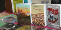 В Картинной галерее им. Дмитрия Трубникова прошла встреча поэта Алексея Критского с юными художниками - Фурмановский район