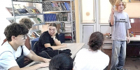 В Краснодарской краевой юношеской библиотеке им. И.Ф. Вараввы прошла интеллектуально-иммерсивная викторина «Широка страна моя родная…» - Министерство культуры