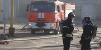 На юге Волгограда полыхает заброшенное здание - Газета Городские вести