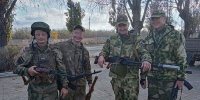 Александр Отрадных с боевыми товарищами||Фото из личного архива героя - Пензенская Правда