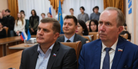 В Астрахани открыли мурал в честь исследователя Владимира Хлебникова - Комсомольская Правда