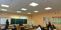 В стенах ОГБОУ «Вейделевская СОШ» прошла встреча обучающихся 11-го класса с руководителем Миссионерского отдела епархии - Валуйская епархия