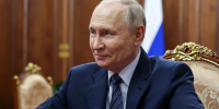 Путин выступает на Форуме объединенных культур в Петербурге - Комсомольская правда