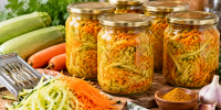 Вместо кабачковой икры на зиму делаю кабачки с карри: острая закуска с чесноком, для которой годятся даже переросшие кабачки - ProGorod.Ru