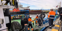 Фото с места событий (судно &quotПерсея&quot) ГУ МЧС России по Камчатскому краю - KamchatkaMedia.Ru