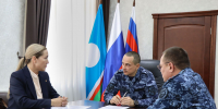 Состоялась рабочая встреча начальника УФСИН Сергея Калиновского с врио руководителя территориального управления Росимущества в Республике Саха (Якутия) Любовью Фрунзе - ИА SakhaTime
