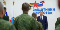 Роман Бусаргин вручил бойцам «БАРС» региональные награды за защиту Саратовской области - Комсомольская правда