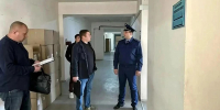 Прокурор обратил внимание на капремонт женской консультации в Аскизе - ИА Хакасия