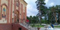 В кетовском храме завершили обновление центрального крыльца - Новый мир