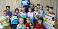 Воспитанники батайских детских садов изучили свойства воды на занятиях библиотеки им. Маяковского - Газета Вперёд