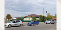Жительница Бежицы пожаловалась на перекрытый проезд к домам у переезда - БрянскToday.Ru