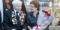 В Уфе прошел парад у дома 101-летнего ветерана Родиона Лобанова - Башинформ