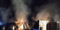 Ночью пожар в Челно-Вершинском районе тушили 11 человек - Волга Ньюс