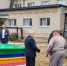 Партиец подарил тимским дошколятам новые яркие песочницы - Единая Россия