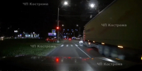 Чудо-спасение костромича из под фуры засняла камера - Комсомольская Правда