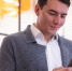 парень с мобильником - РИА Омск-информ